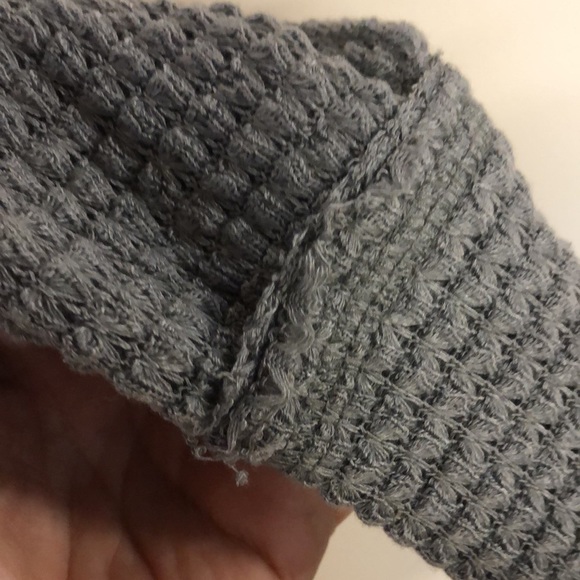 Adorable top in waffle print. - Picture 8 of 9